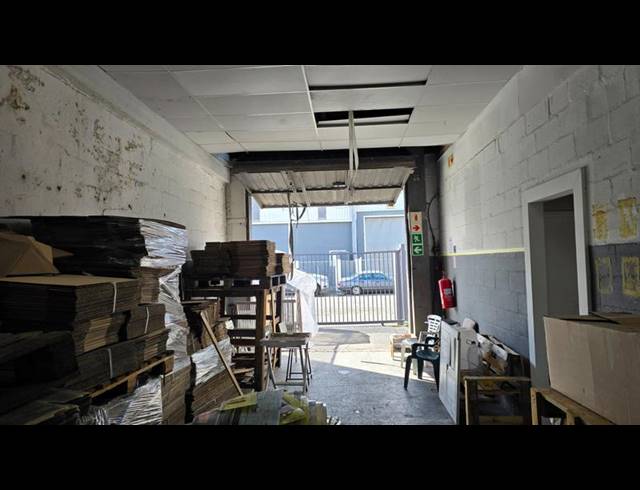 INDUSTRIAL FOR SALE IN BEACONVALE